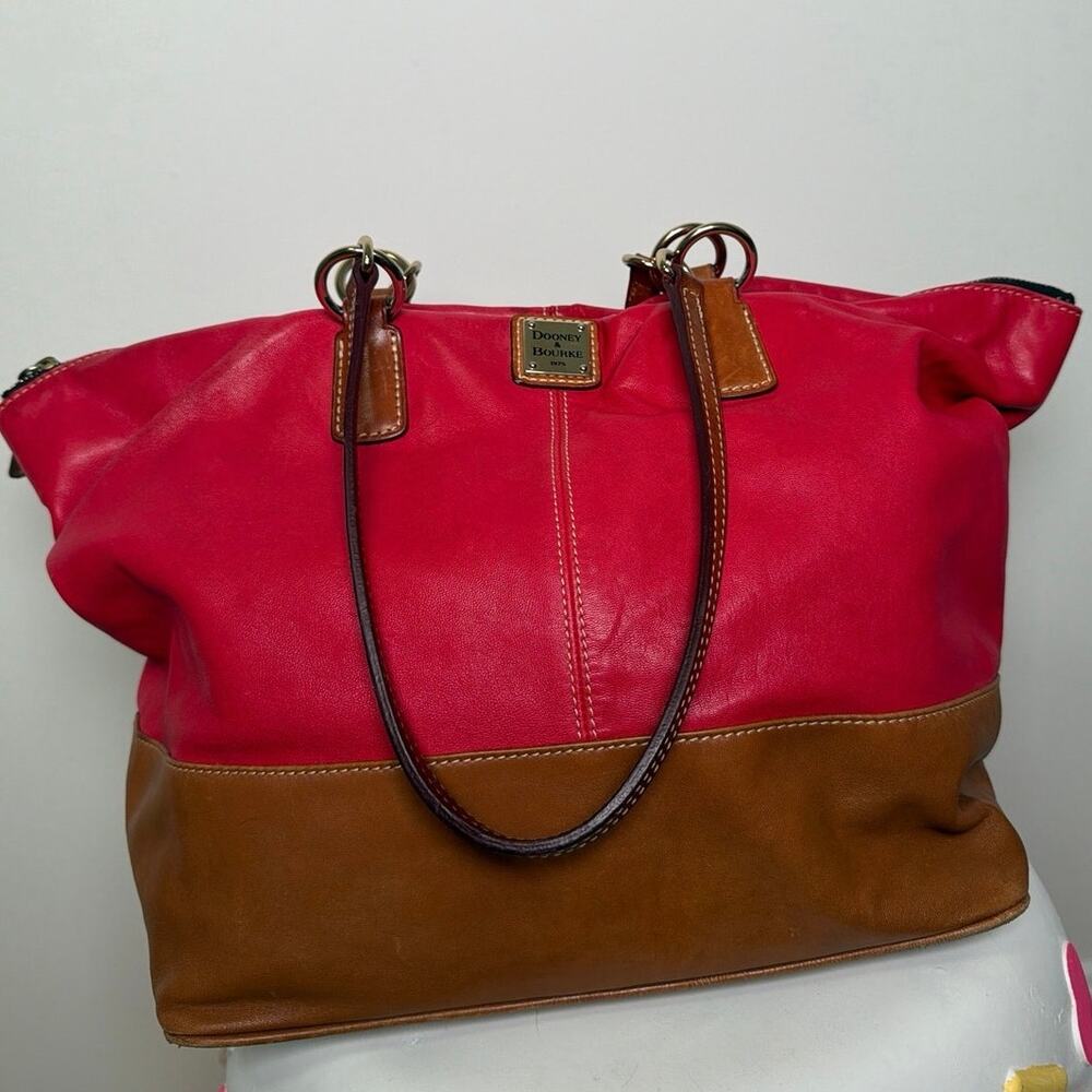 Dooney and Bourke Bag